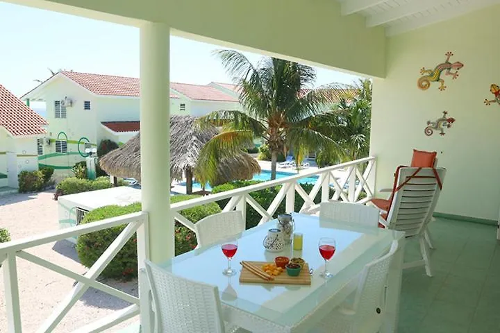 Lagoon Ocean Resort 2 Bdrm/2Bath With Beach Access 拉贡 0*,  库拉索